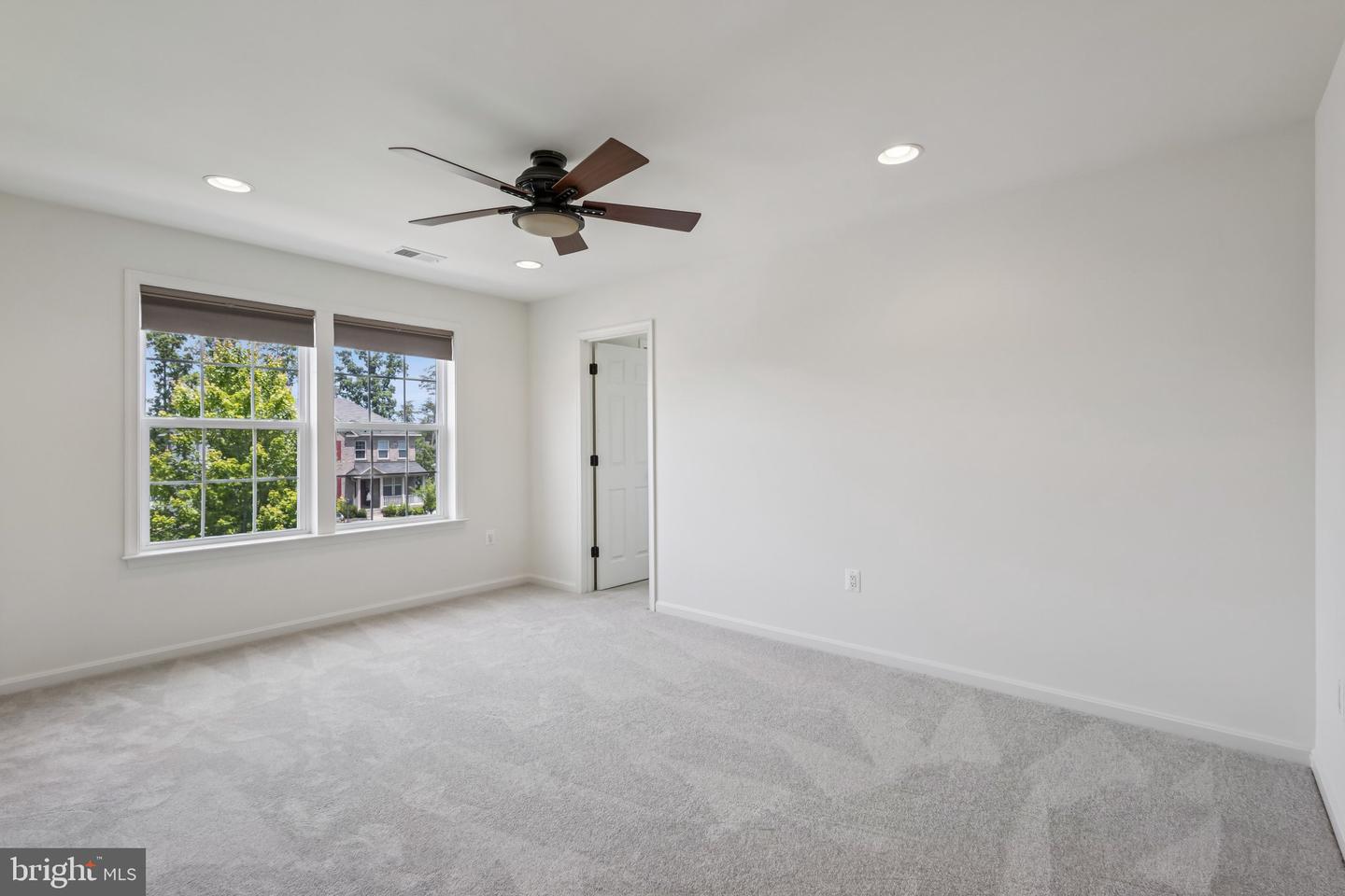 14874 ABILENE WAY, WOODBRIDGE, Virginia 22193, 6 Bedrooms Bedrooms, ,5 BathroomsBathrooms,Residential,For sale,14874 ABILENE WAY,VAPW2094618 MLS # VAPW2094618