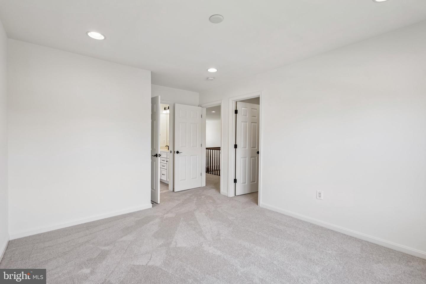 14874 ABILENE WAY, WOODBRIDGE, Virginia 22193, 6 Bedrooms Bedrooms, ,5 BathroomsBathrooms,Residential,For sale,14874 ABILENE WAY,VAPW2094618 MLS # VAPW2094618