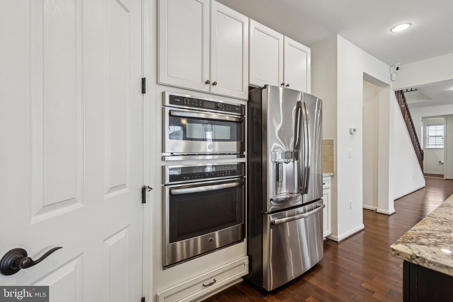 14874 ABILENE WAY, WOODBRIDGE, Virginia 22193, 6 Bedrooms Bedrooms, ,5 BathroomsBathrooms,Residential,For sale,14874 ABILENE WAY,VAPW2094618 MLS # VAPW2094618