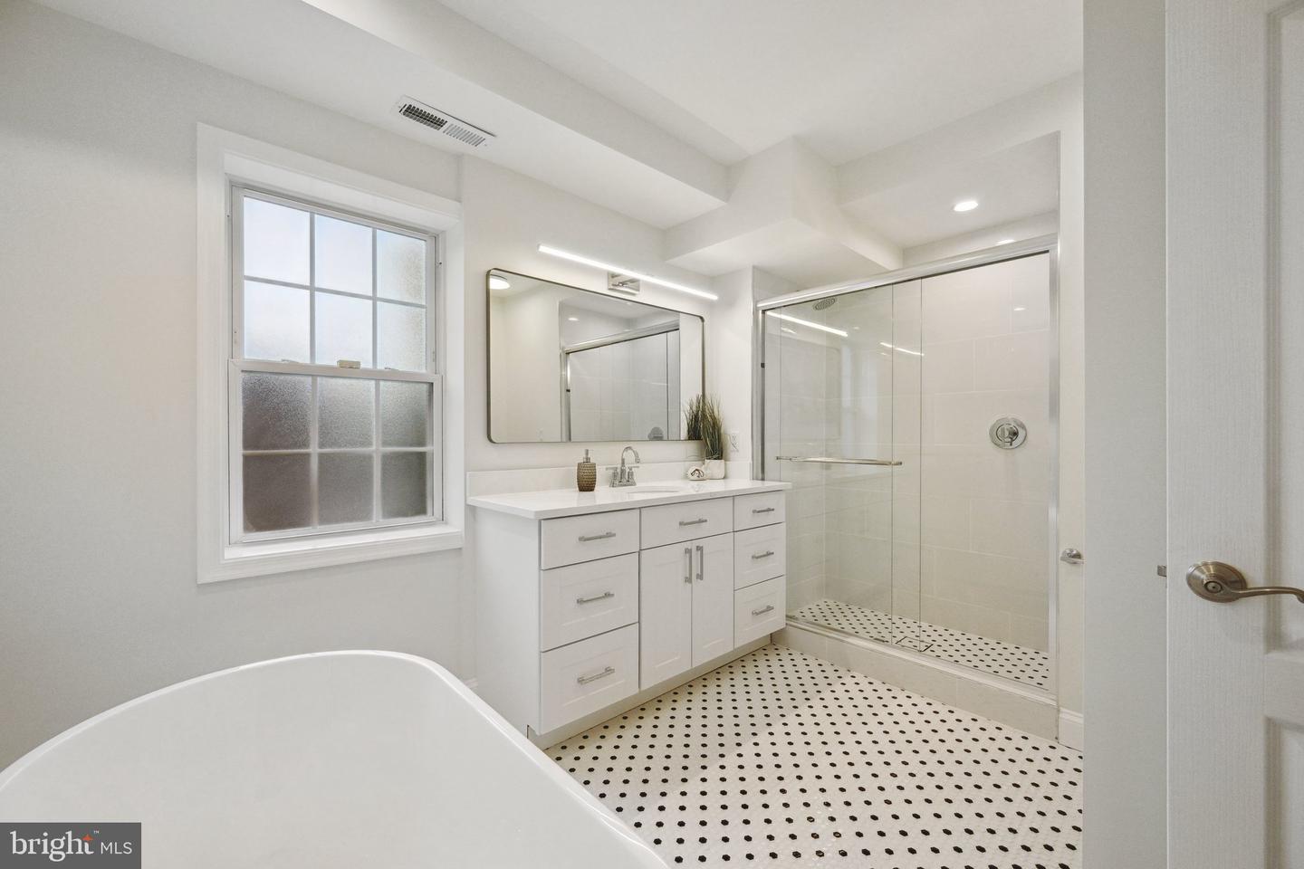 2444 TUNLAW RD NW, WASHINGTON, District Of Columbia 20007, 4 Bedrooms Bedrooms, ,4 BathroomsBathrooms,Residential,For sale,2444 TUNLAW RD NW,DCDC2200552 MLS # DCDC2200552