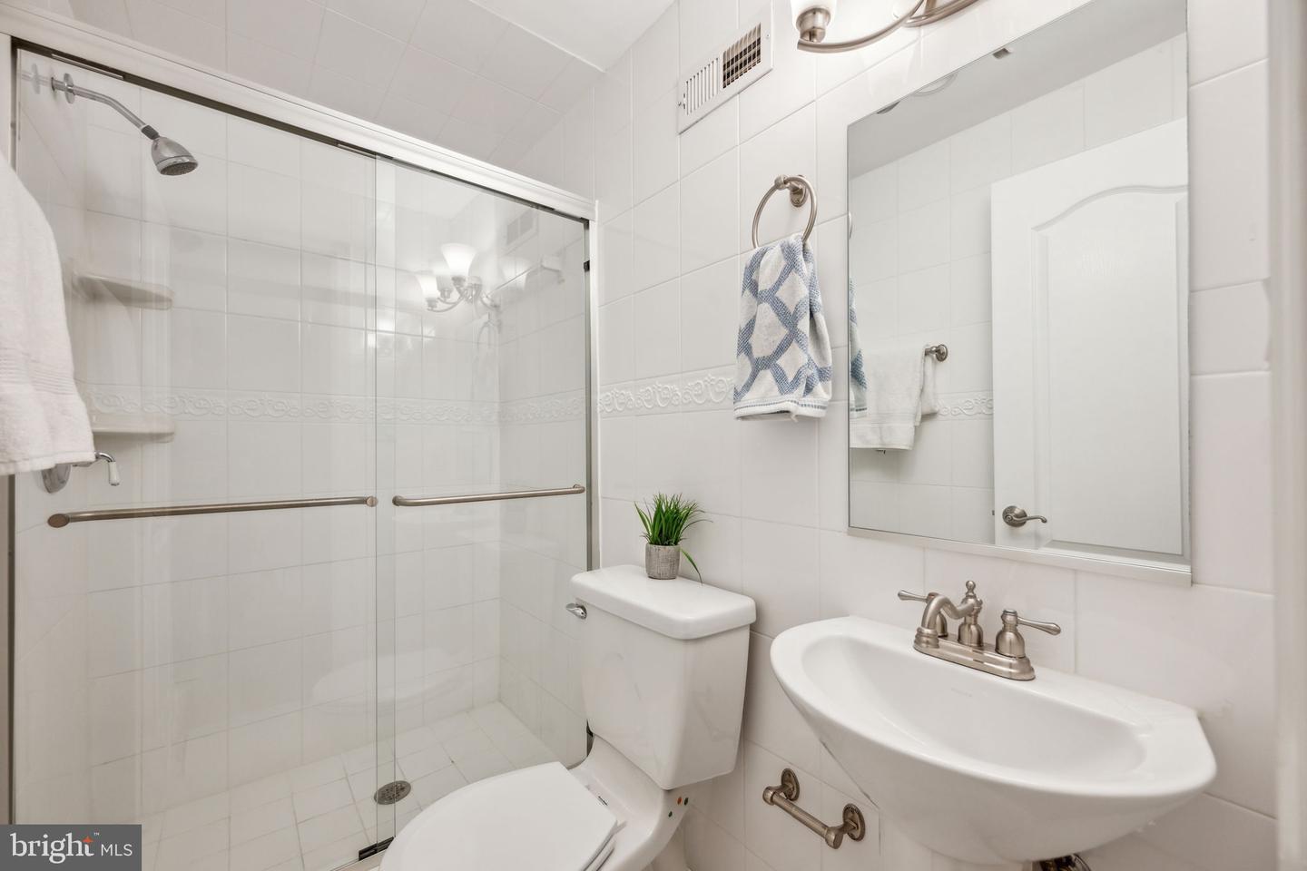 2444 TUNLAW RD NW, WASHINGTON, District Of Columbia 20007, 4 Bedrooms Bedrooms, ,4 BathroomsBathrooms,Residential,For sale,2444 TUNLAW RD NW,DCDC2200552 MLS # DCDC2200552
