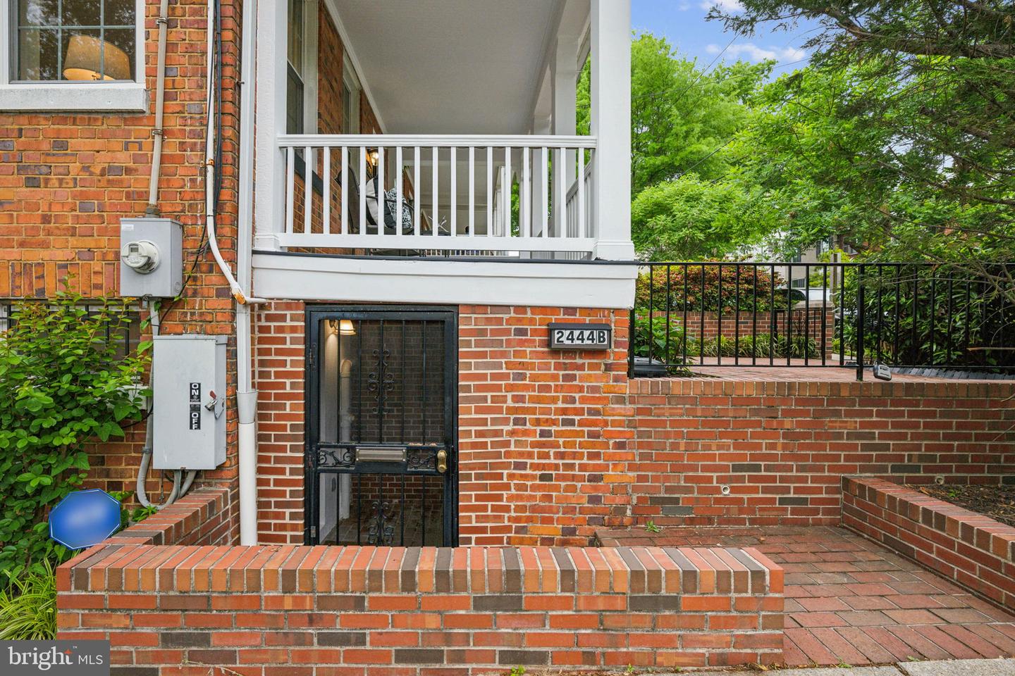 2444 TUNLAW RD NW, WASHINGTON, District Of Columbia 20007, 4 Bedrooms Bedrooms, ,4 BathroomsBathrooms,Residential,For sale,2444 TUNLAW RD NW,DCDC2200552 MLS # DCDC2200552