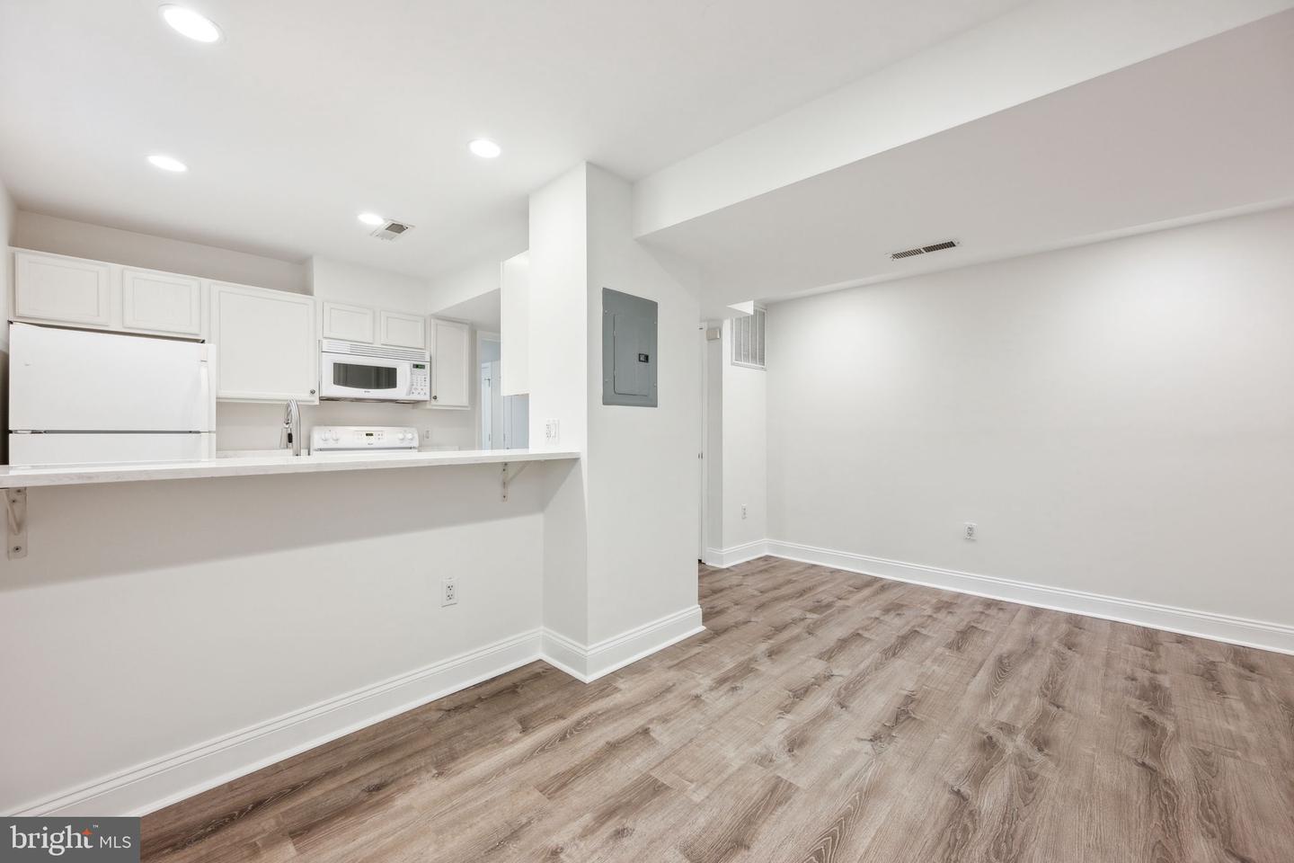 2444 TUNLAW RD NW, WASHINGTON, District Of Columbia 20007, 4 Bedrooms Bedrooms, ,4 BathroomsBathrooms,Residential,For sale,2444 TUNLAW RD NW,DCDC2200552 MLS # DCDC2200552