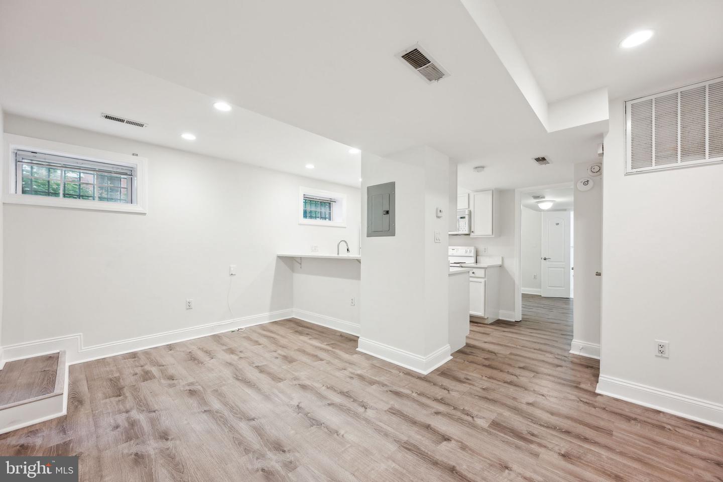 2444 TUNLAW RD NW, WASHINGTON, District Of Columbia 20007, 4 Bedrooms Bedrooms, ,4 BathroomsBathrooms,Residential,For sale,2444 TUNLAW RD NW,DCDC2200552 MLS # DCDC2200552