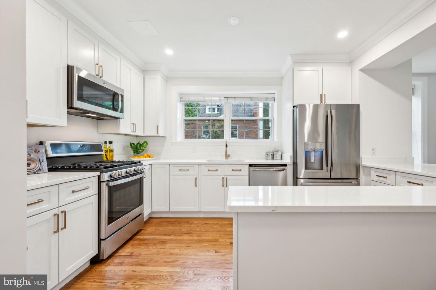 2444 TUNLAW RD NW, WASHINGTON, District Of Columbia 20007, 4 Bedrooms Bedrooms, ,4 BathroomsBathrooms,Residential,For sale,2444 TUNLAW RD NW,DCDC2200552 MLS # DCDC2200552