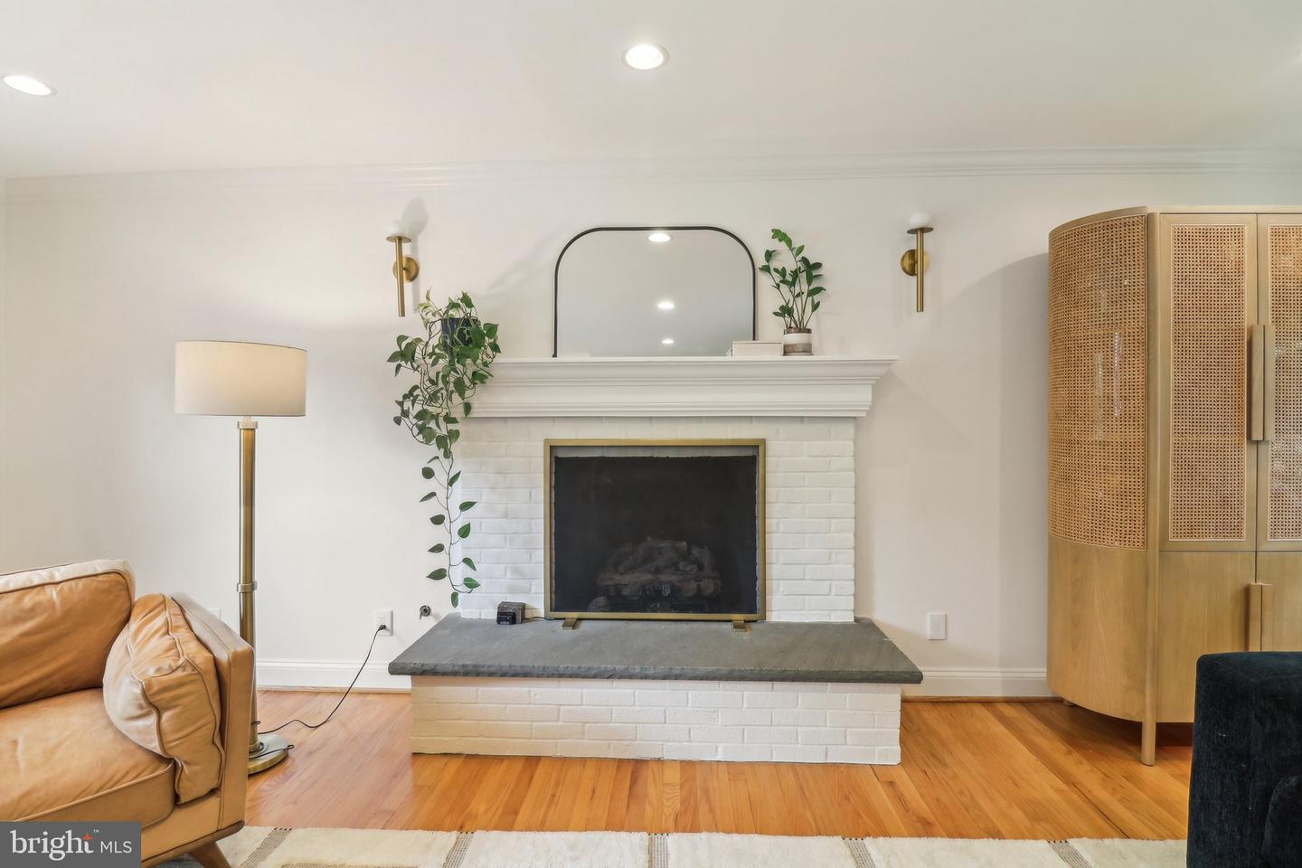 7137 OAKLAND AVE, FALLS CHURCH, Virginia 22042, 3 Bedrooms Bedrooms, ,3 BathroomsBathrooms,Residential,For sale,7137 OAKLAND AVE,VAFX2240894 MLS # VAFX2240894