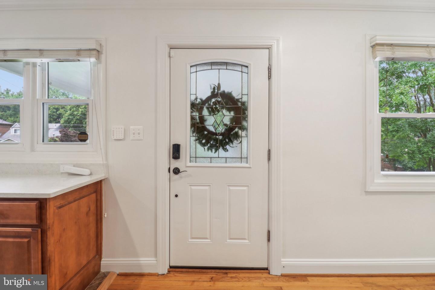 7137 OAKLAND AVE, FALLS CHURCH, Virginia 22042, 3 Bedrooms Bedrooms, ,3 BathroomsBathrooms,Residential,For sale,7137 OAKLAND AVE,VAFX2240894 MLS # VAFX2240894