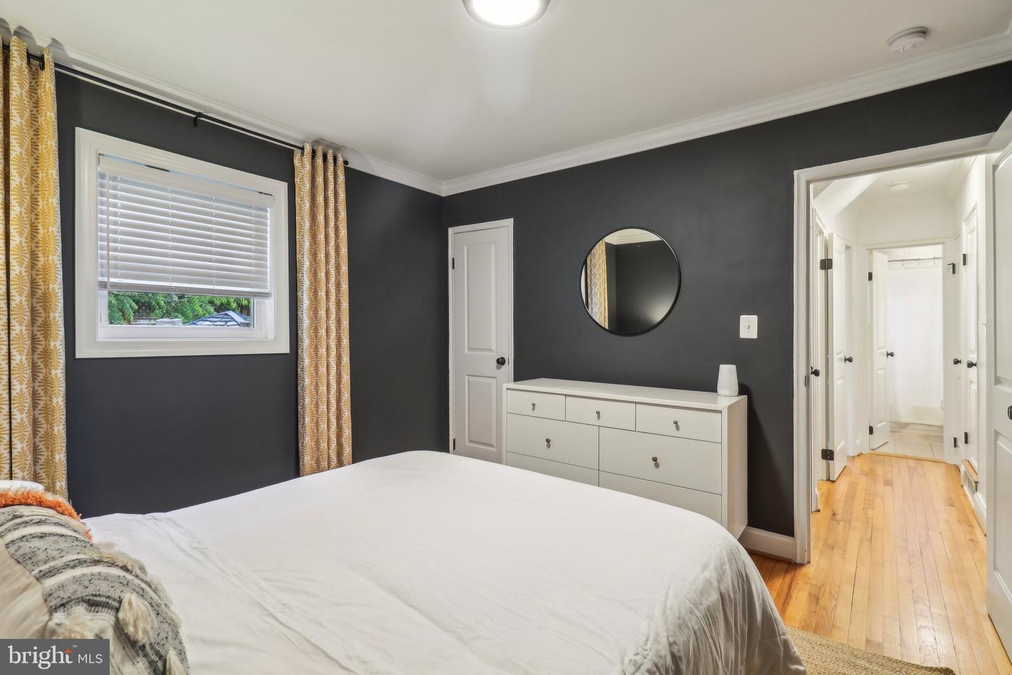 7137 OAKLAND AVE, FALLS CHURCH, Virginia 22042, 3 Bedrooms Bedrooms, ,3 BathroomsBathrooms,Residential,For sale,7137 OAKLAND AVE,VAFX2240894 MLS # VAFX2240894