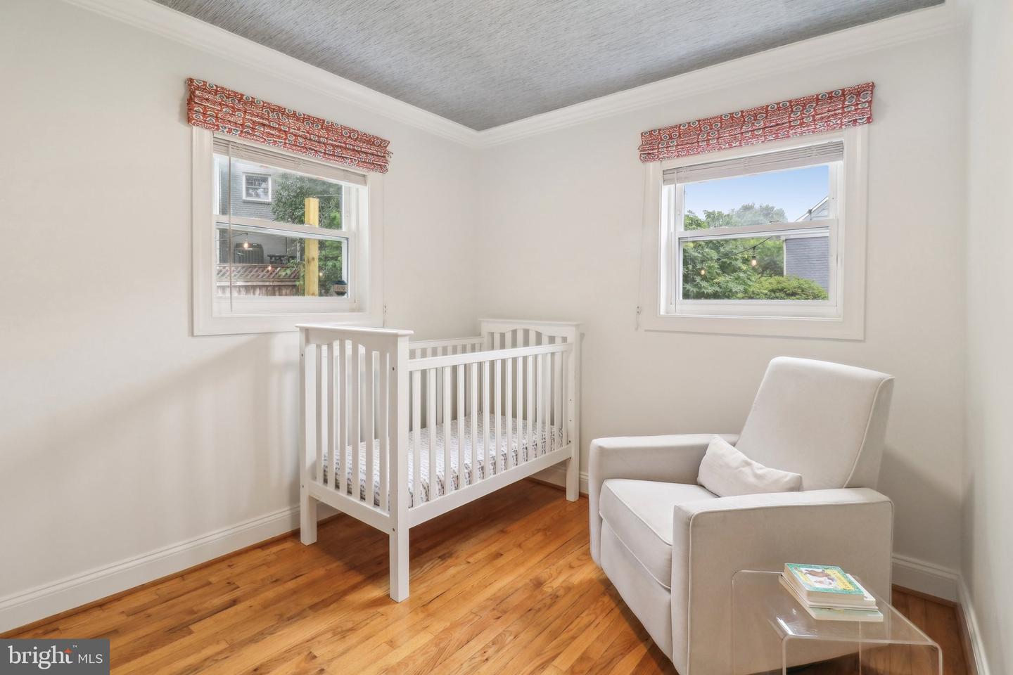 7137 OAKLAND AVE, FALLS CHURCH, Virginia 22042, 3 Bedrooms Bedrooms, ,3 BathroomsBathrooms,Residential,For sale,7137 OAKLAND AVE,VAFX2240894 MLS # VAFX2240894