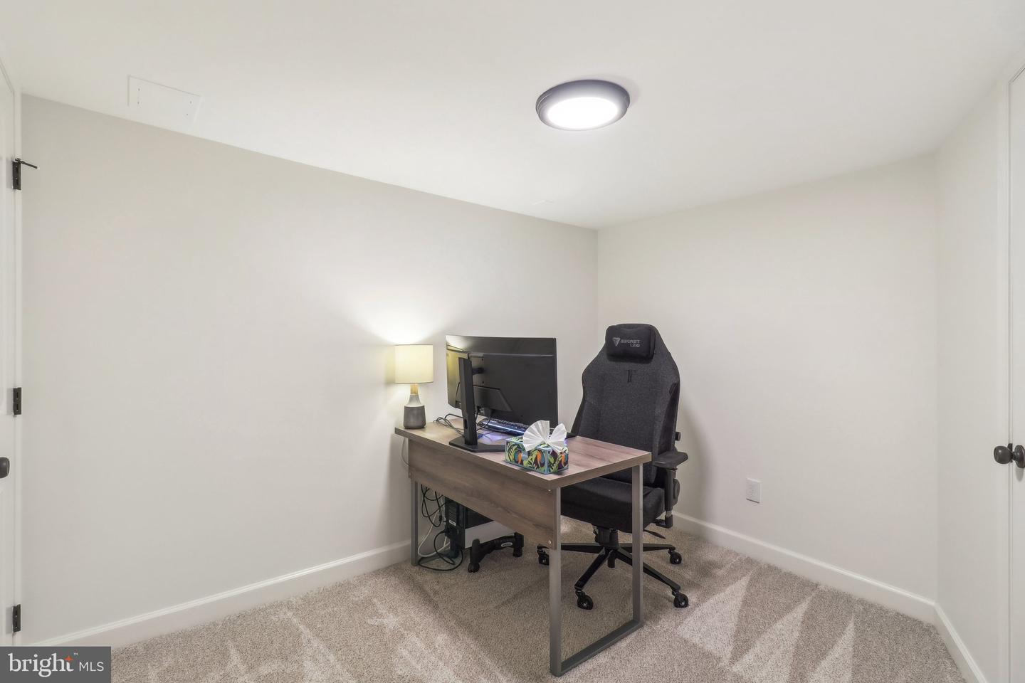 7137 OAKLAND AVE, FALLS CHURCH, Virginia 22042, 3 Bedrooms Bedrooms, ,3 BathroomsBathrooms,Residential,For sale,7137 OAKLAND AVE,VAFX2240894 MLS # VAFX2240894