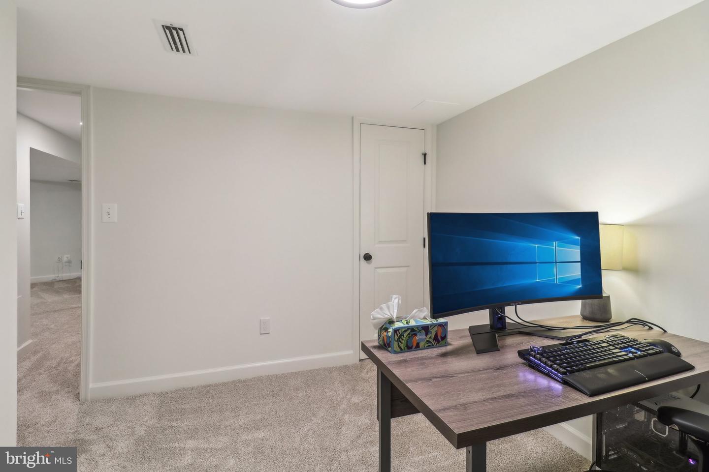 7137 OAKLAND AVE, FALLS CHURCH, Virginia 22042, 3 Bedrooms Bedrooms, ,3 BathroomsBathrooms,Residential,For sale,7137 OAKLAND AVE,VAFX2240894 MLS # VAFX2240894