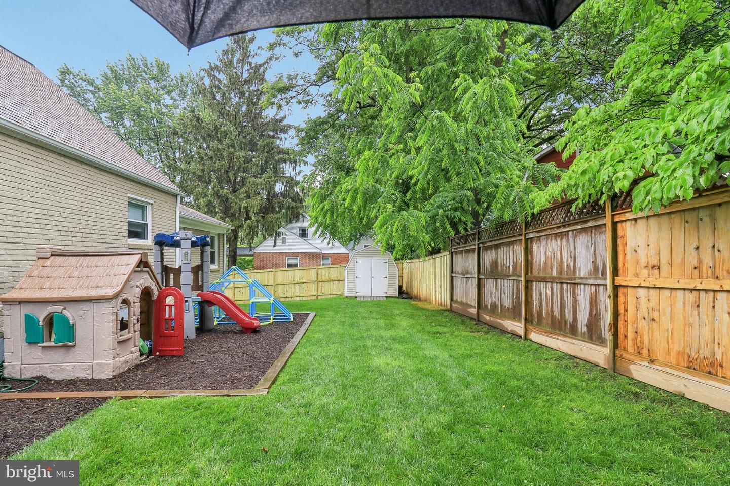 7137 OAKLAND AVE, FALLS CHURCH, Virginia 22042, 3 Bedrooms Bedrooms, ,3 BathroomsBathrooms,Residential,For sale,7137 OAKLAND AVE,VAFX2240894 MLS # VAFX2240894