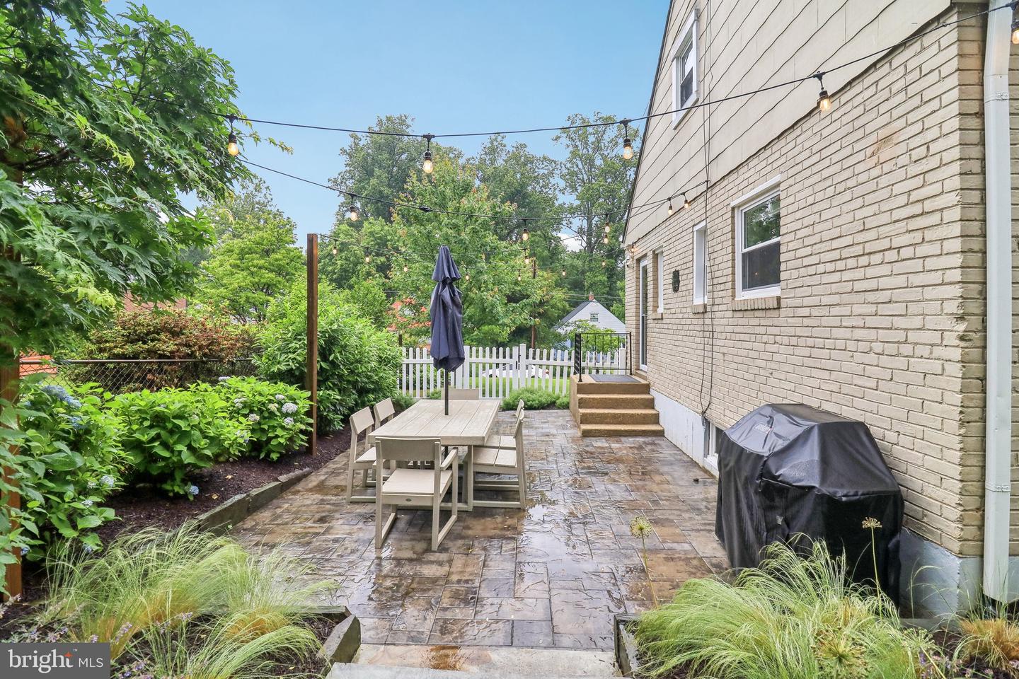 7137 OAKLAND AVE, FALLS CHURCH, Virginia 22042, 3 Bedrooms Bedrooms, ,3 BathroomsBathrooms,Residential,For sale,7137 OAKLAND AVE,VAFX2240894 MLS # VAFX2240894