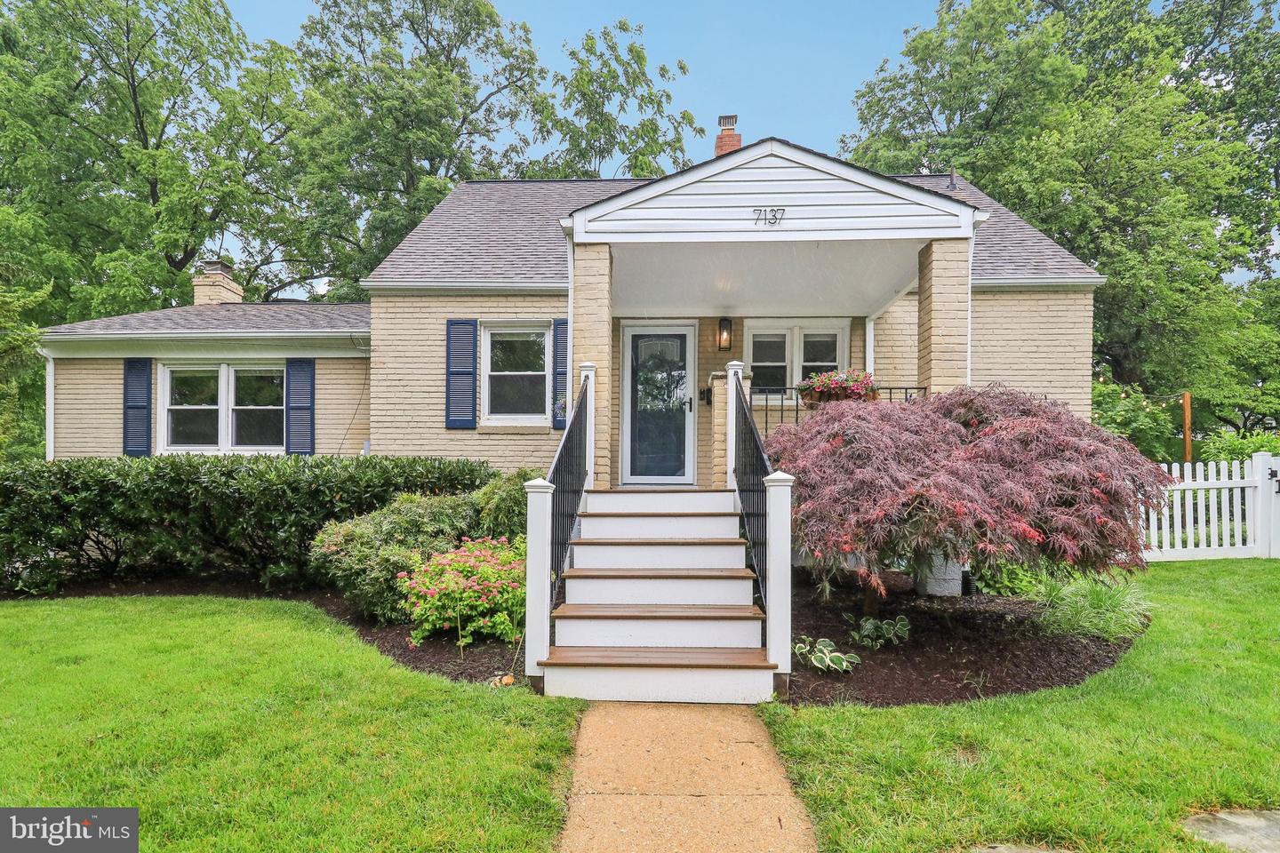 7137 OAKLAND AVE, FALLS CHURCH, Virginia 22042, 3 Bedrooms Bedrooms, ,3 BathroomsBathrooms,Residential,For sale,7137 OAKLAND AVE,VAFX2240894 MLS # VAFX2240894