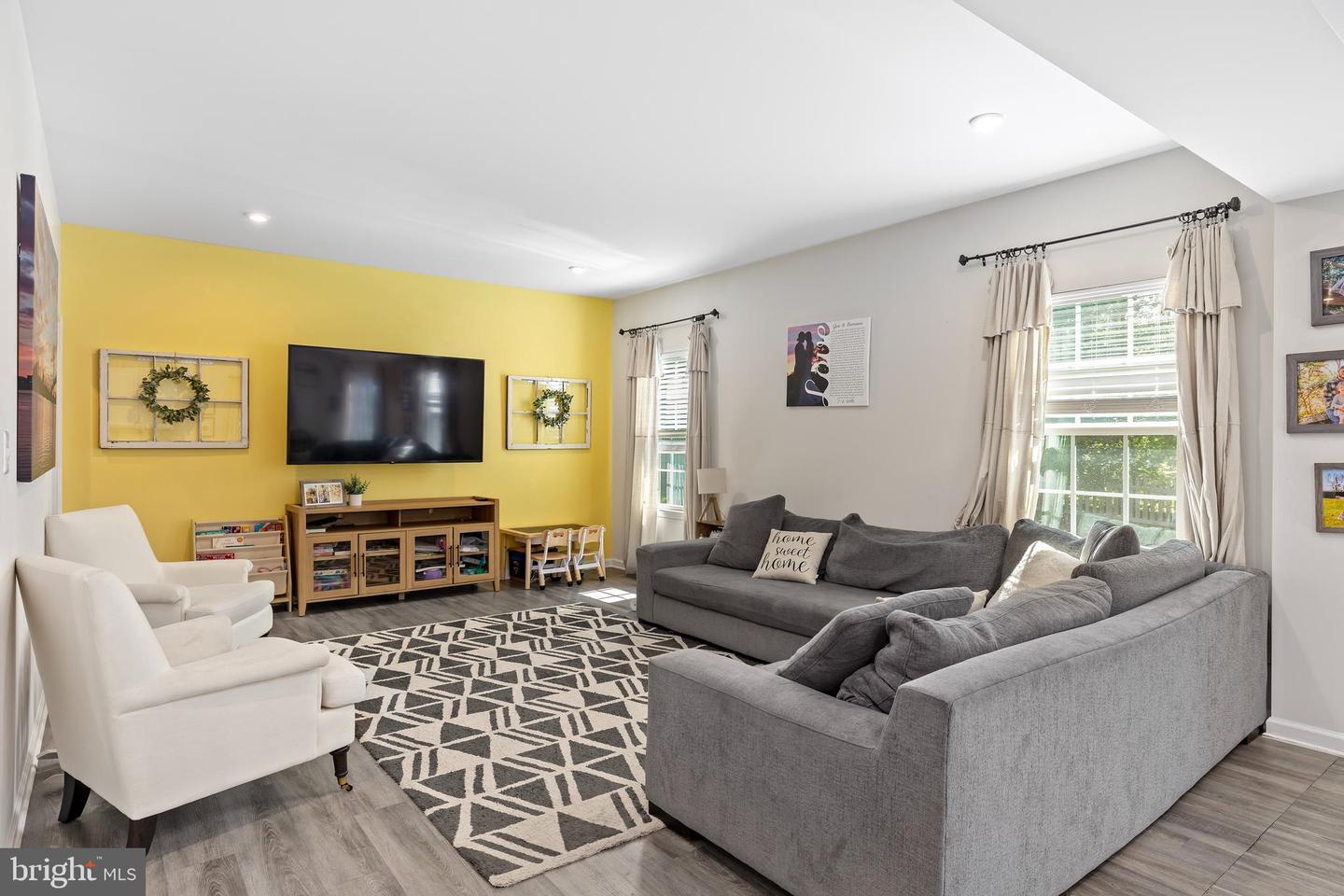 126 BROOKE VILLAGE DR, FREDERICKSBURG, Virginia 22405, 4 Bedrooms Bedrooms, ,2 BathroomsBathrooms,Residential,For sale,126 BROOKE VILLAGE DR,VAST2038850 MLS # VAST2038850