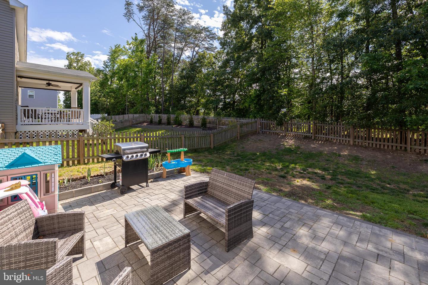 126 BROOKE VILLAGE DR, FREDERICKSBURG, Virginia 22405, 4 Bedrooms Bedrooms, ,2 BathroomsBathrooms,Residential,For sale,126 BROOKE VILLAGE DR,VAST2038850 MLS # VAST2038850