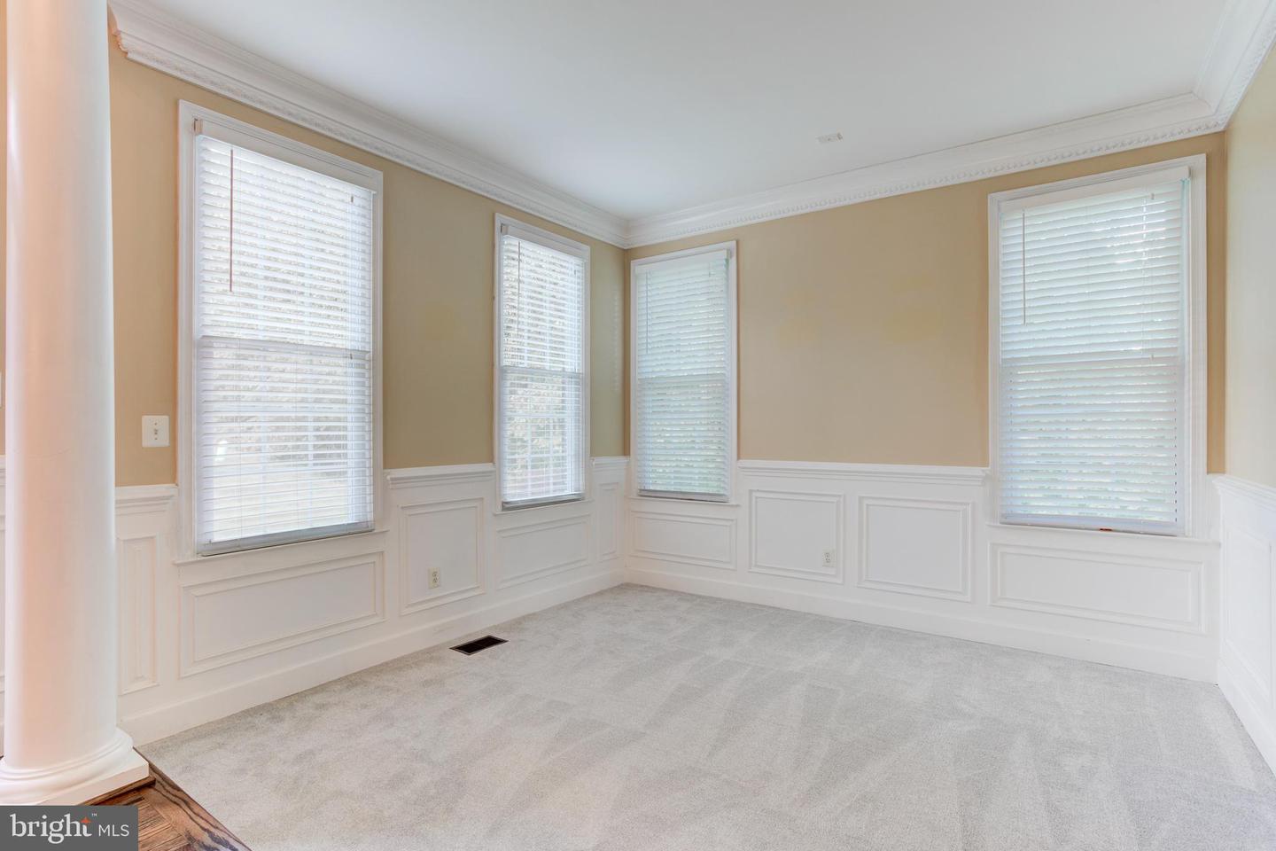 14800 GREEN POST CT, CENTREVILLE, Virginia 20121, 6 Bedrooms Bedrooms, ,4 BathroomsBathrooms,Residential,For sale,14800 GREEN POST CT,VAFX2240960 MLS # VAFX2240960
