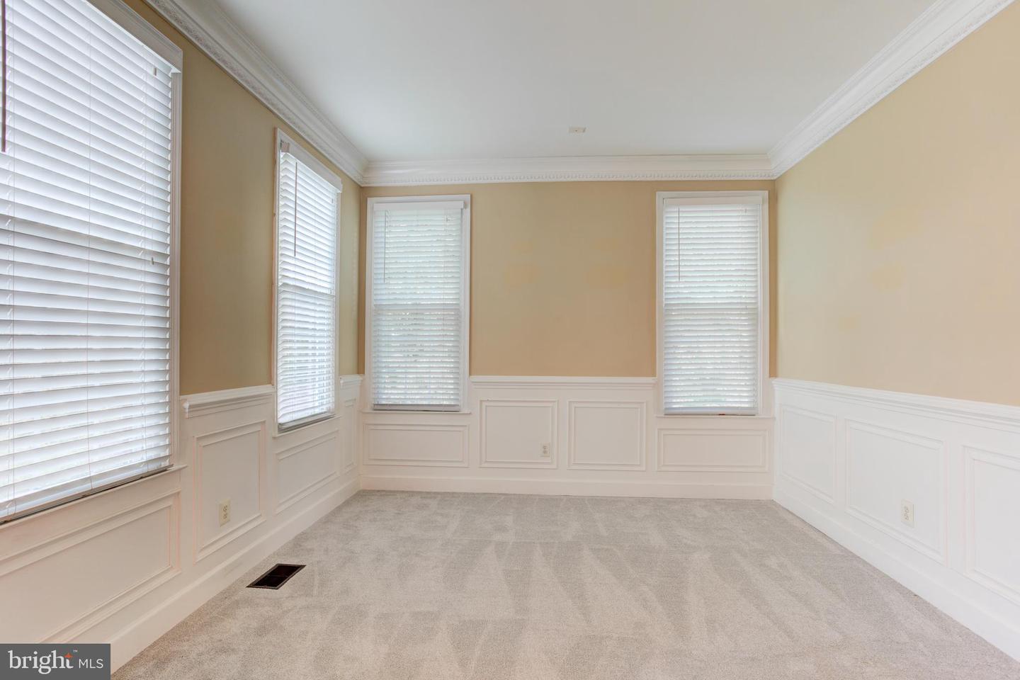 14800 GREEN POST CT, CENTREVILLE, Virginia 20121, 6 Bedrooms Bedrooms, ,4 BathroomsBathrooms,Residential,For sale,14800 GREEN POST CT,VAFX2240960 MLS # VAFX2240960