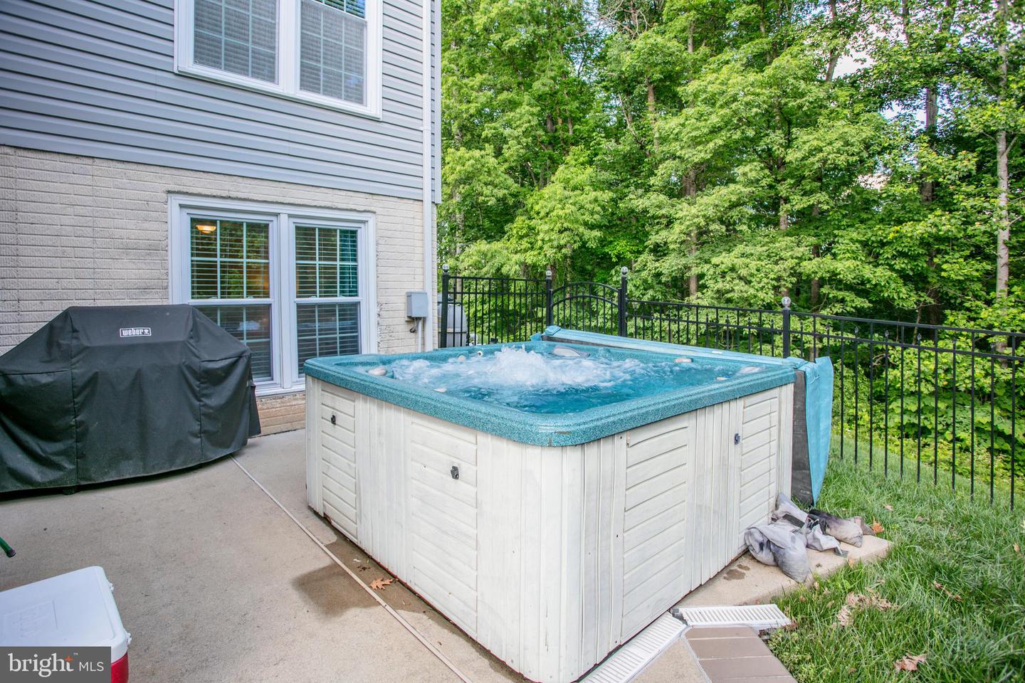 14800 GREEN POST CT, CENTREVILLE, Virginia 20121, 6 Bedrooms Bedrooms, ,4 BathroomsBathrooms,Residential,For sale,14800 GREEN POST CT,VAFX2240960 MLS # VAFX2240960