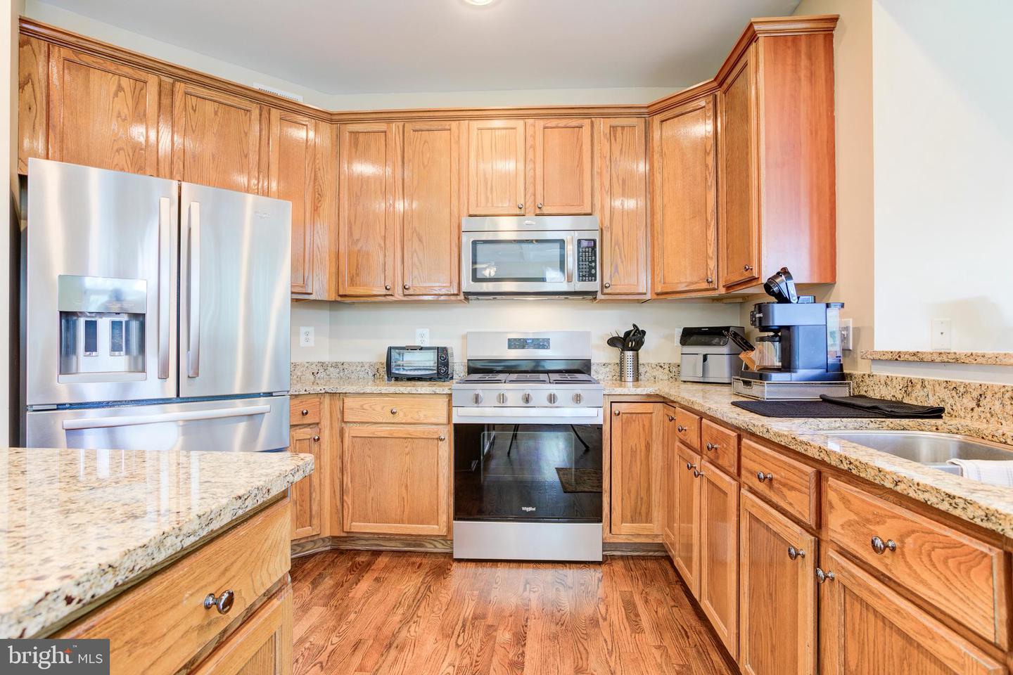 14800 GREEN POST CT, CENTREVILLE, Virginia 20121, 6 Bedrooms Bedrooms, ,4 BathroomsBathrooms,Residential,For sale,14800 GREEN POST CT,VAFX2240960 MLS # VAFX2240960