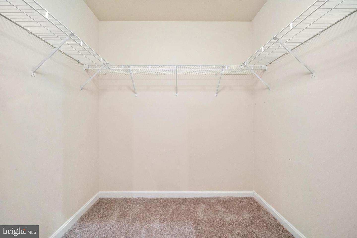 20390 CENTER BROOK SQ, STERLING, Virginia 20165, 3 Bedrooms Bedrooms, ,2 BathroomsBathrooms,Residential,For sale,20390 CENTER BROOK SQ,VALO2096514 MLS # VALO2096514