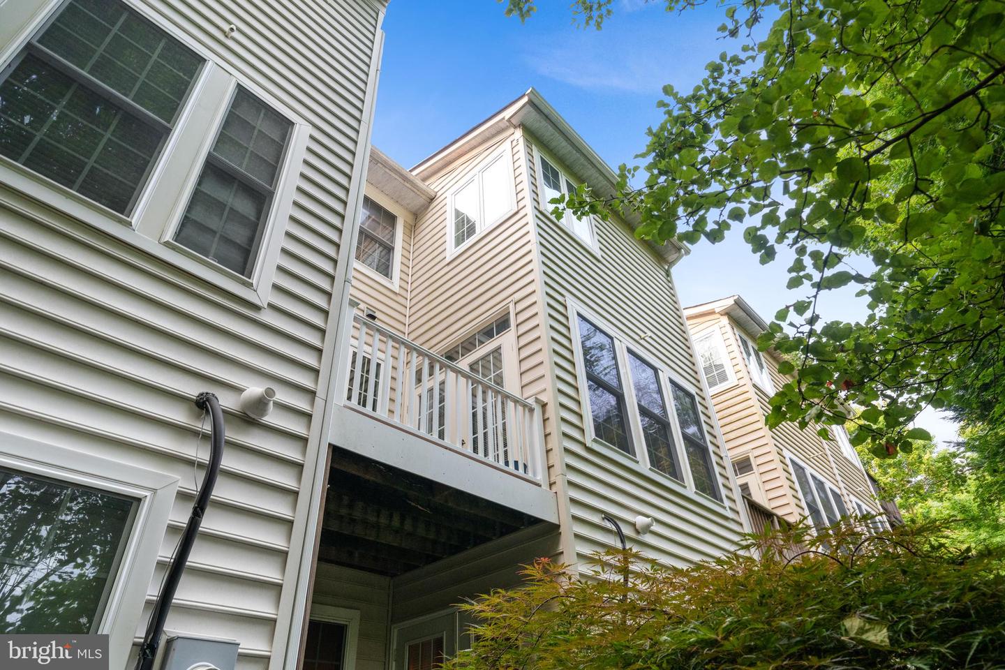 20390 CENTER BROOK SQ, STERLING, Virginia 20165, 3 Bedrooms Bedrooms, ,2 BathroomsBathrooms,Residential,For sale,20390 CENTER BROOK SQ,VALO2096514 MLS # VALO2096514