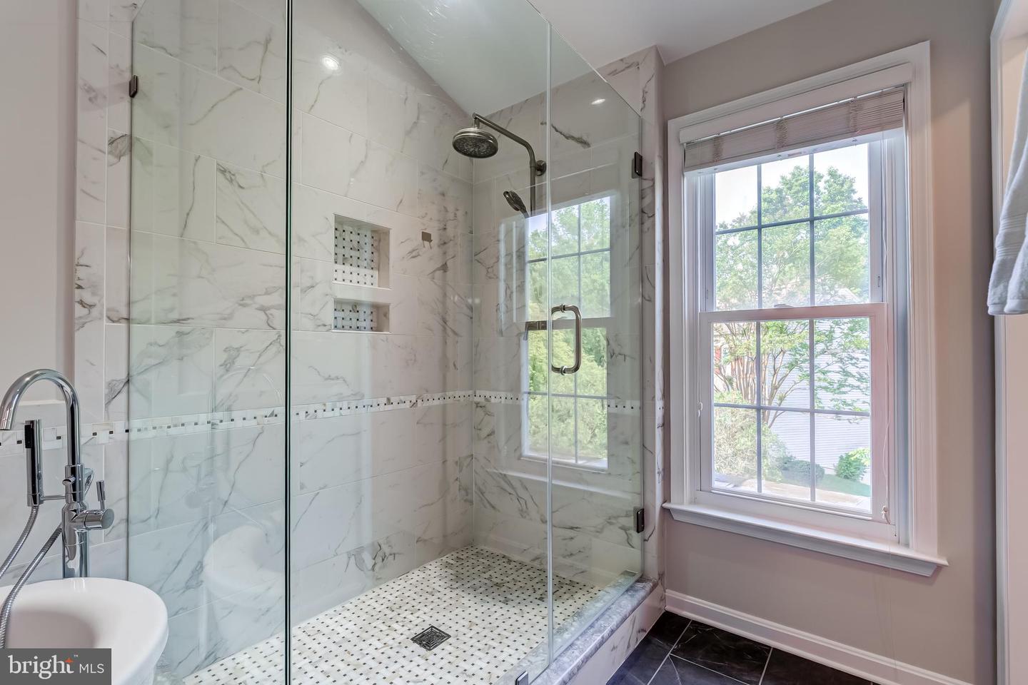 47175 CHAMBLISS CT, STERLING, Virginia 20165, 5 Bedrooms Bedrooms, ,3 BathroomsBathrooms,Residential,For sale,47175 CHAMBLISS CT,VALO2096594 MLS # VALO2096594