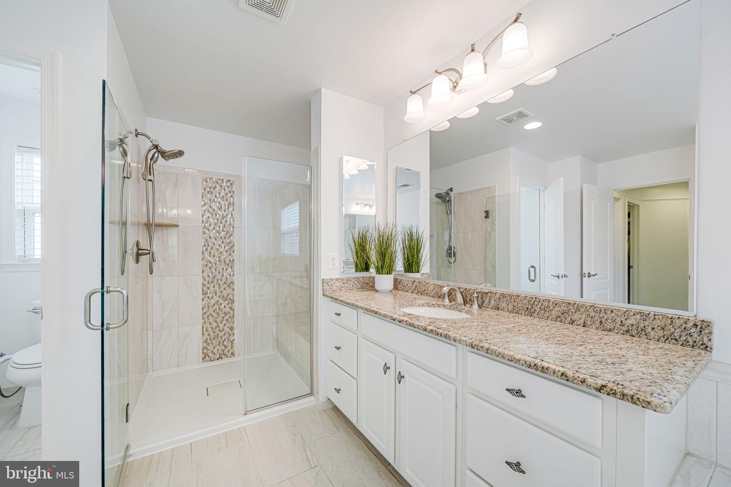 40976 MAPLEHURST DR, ALDIE, Virginia 20105, 7 Bedrooms Bedrooms, ,5 BathroomsBathrooms,Residential,For sale,40976 MAPLEHURST DR,VALO2096622 MLS # VALO2096622