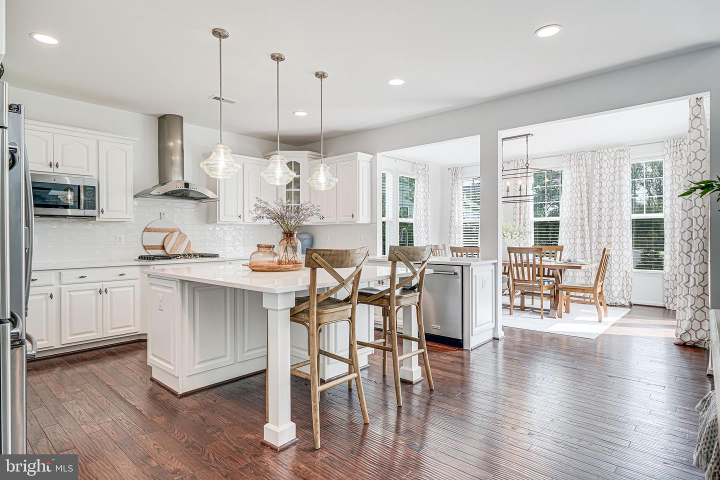 40976 MAPLEHURST DR, ALDIE, Virginia 20105, 7 Bedrooms Bedrooms, ,5 BathroomsBathrooms,Residential,For sale,40976 MAPLEHURST DR,VALO2096622 MLS # VALO2096622