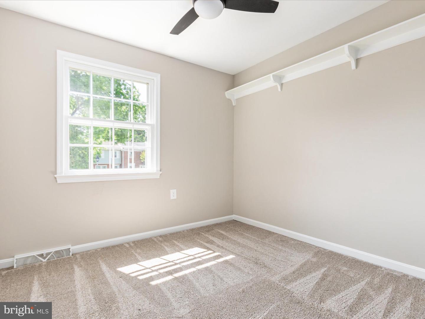 16 SYDNOR ST, HAMILTON, Virginia 20158, 3 Bedrooms Bedrooms, ,2 BathroomsBathrooms,Residential,For sale,16 SYDNOR ST,VALO2096658 MLS # VALO2096658