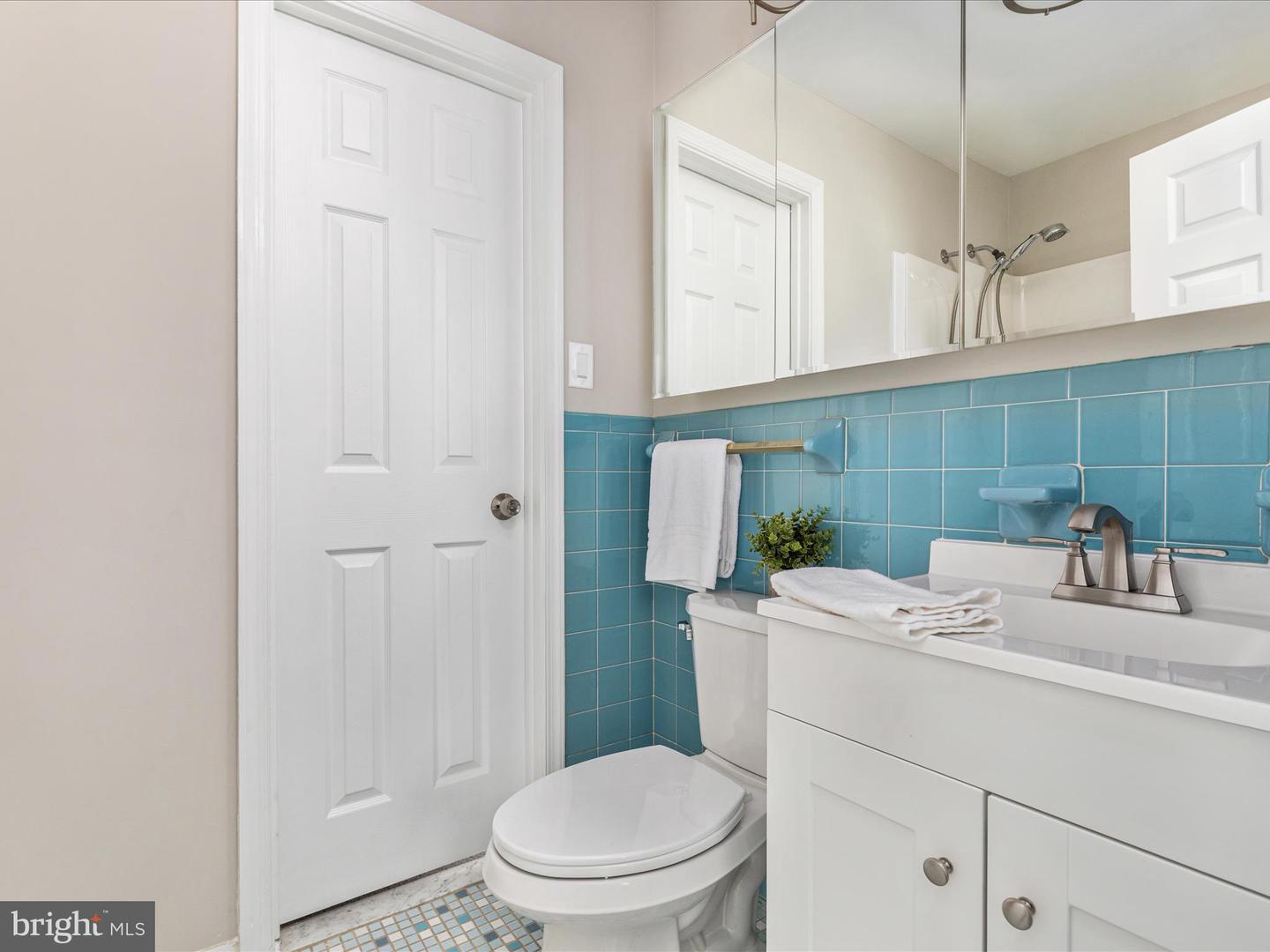 16 SYDNOR ST, HAMILTON, Virginia 20158, 3 Bedrooms Bedrooms, ,2 BathroomsBathrooms,Residential,For sale,16 SYDNOR ST,VALO2096658 MLS # VALO2096658