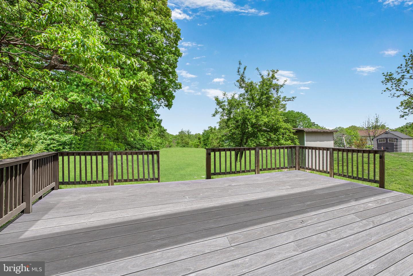 304 N LINCOLN AVE, STERLING, Virginia 20164, 5 Bedrooms Bedrooms, ,3 BathroomsBathrooms,Residential,For sale,304 N LINCOLN AVE,VALO2096674 MLS # VALO2096674