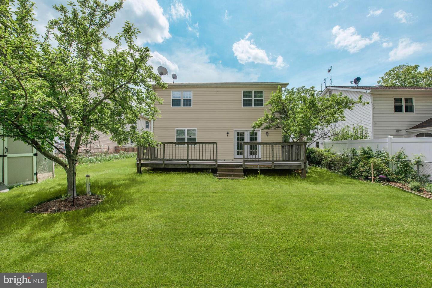 304 N LINCOLN AVE, STERLING, Virginia 20164, 5 Bedrooms Bedrooms, ,3 BathroomsBathrooms,Residential,For sale,304 N LINCOLN AVE,VALO2096674 MLS # VALO2096674