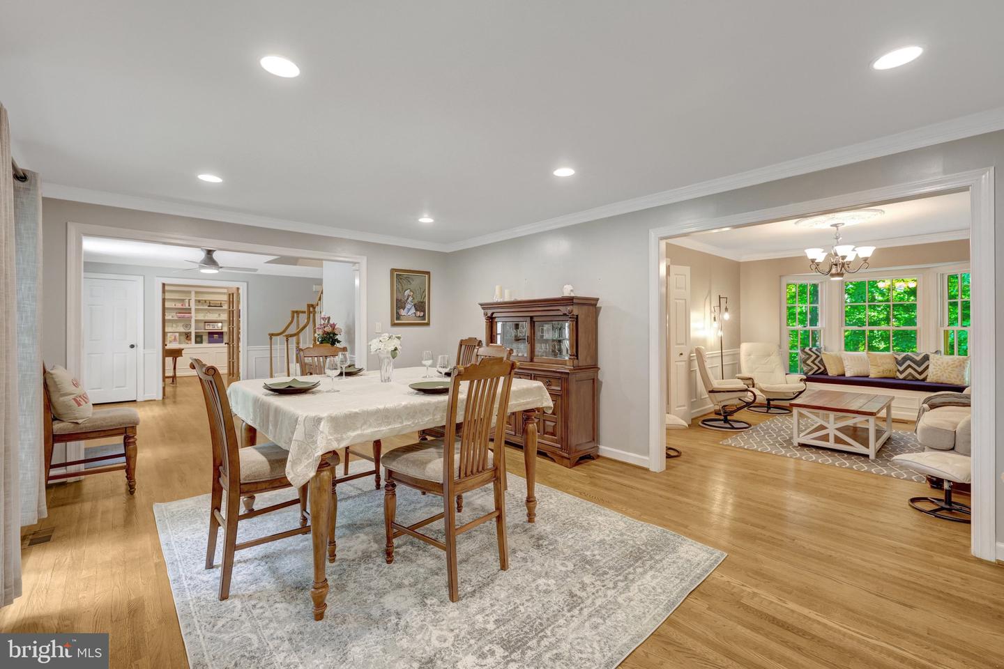 10050 HAMPTON RD, FAIRFAX STATION, Virginia 22039, 4 Bedrooms Bedrooms, 13 Rooms Rooms,3 BathroomsBathrooms,Residential,For sale,10050 HAMPTON RD,VAFX2241340 MLS # VAFX2241340
