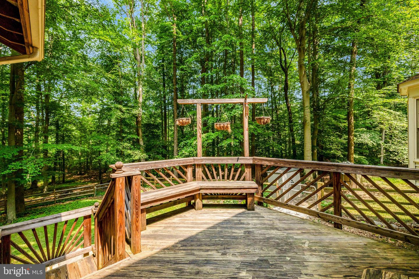 10050 HAMPTON RD, FAIRFAX STATION, Virginia 22039, 4 Bedrooms Bedrooms, 13 Rooms Rooms,3 BathroomsBathrooms,Residential,For sale,10050 HAMPTON RD,VAFX2241340 MLS # VAFX2241340