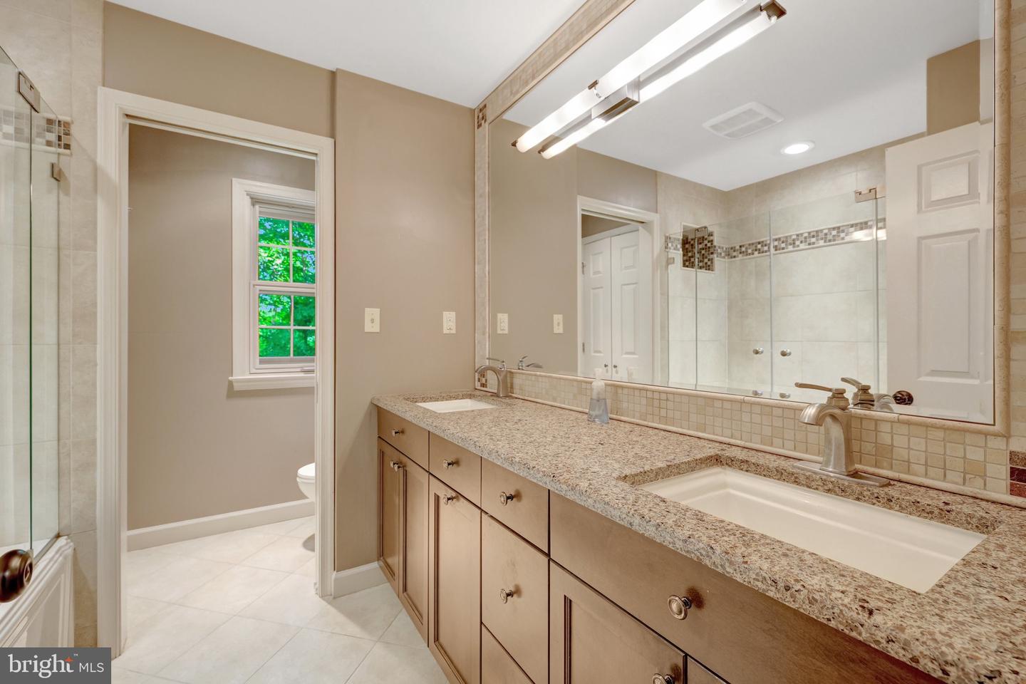 10050 HAMPTON RD, FAIRFAX STATION, Virginia 22039, 4 Bedrooms Bedrooms, 13 Rooms Rooms,3 BathroomsBathrooms,Residential,For sale,10050 HAMPTON RD,VAFX2241340 MLS # VAFX2241340