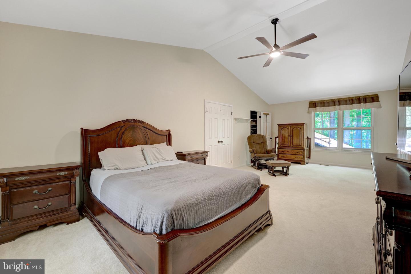 10050 HAMPTON RD, FAIRFAX STATION, Virginia 22039, 4 Bedrooms Bedrooms, 13 Rooms Rooms,3 BathroomsBathrooms,Residential,For sale,10050 HAMPTON RD,VAFX2241340 MLS # VAFX2241340