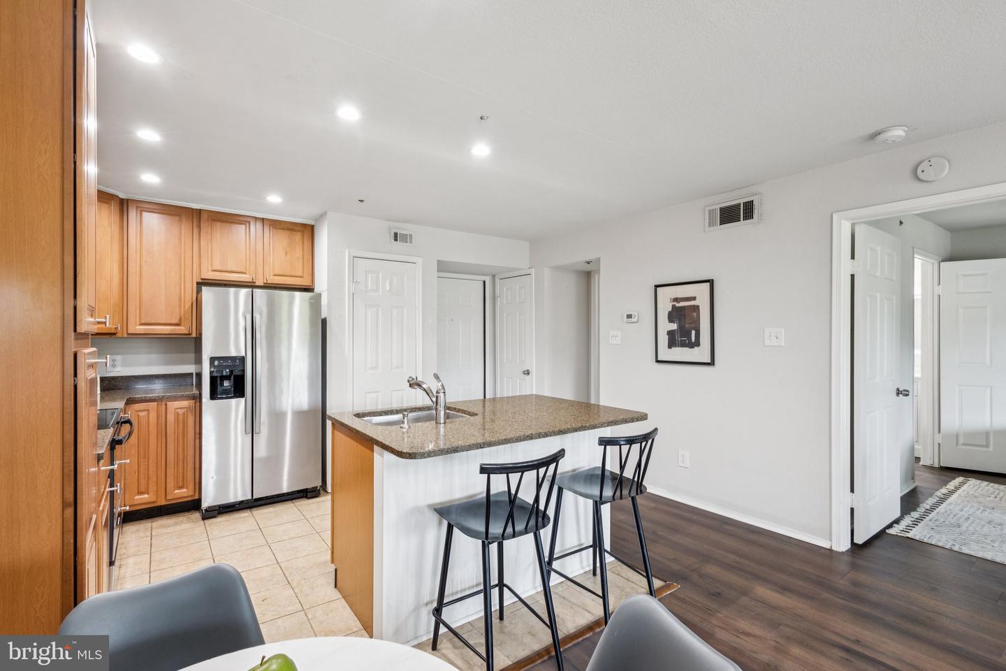 3315 WYNDHAM CIR #3223, ALEXANDRIA, Virginia 22302, 1 Bedroom Bedrooms, ,1 BathroomBathrooms,Residential,For sale,3315 WYNDHAM CIR #3223,VAAX2045442 MLS # VAAX2045442