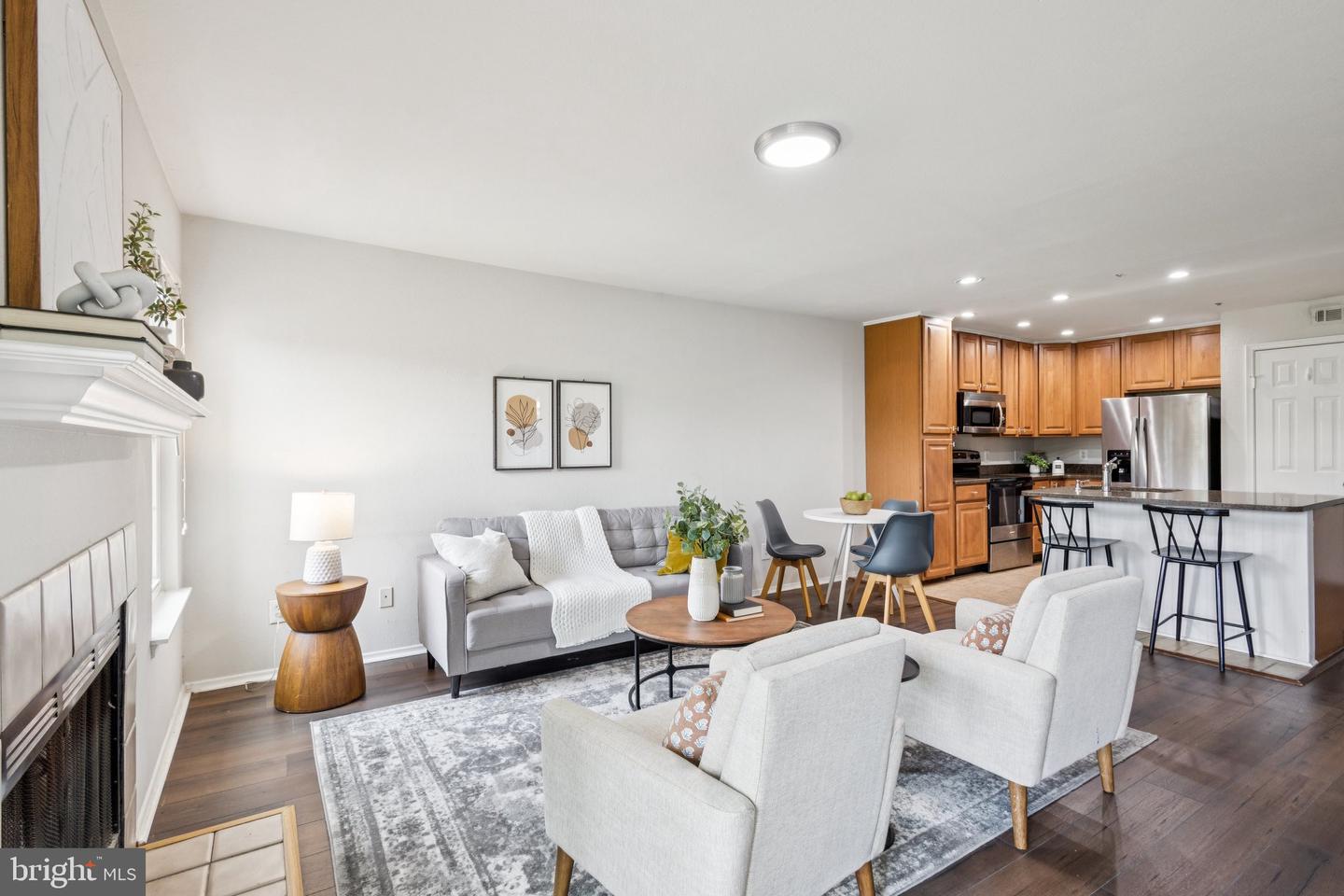 3315 WYNDHAM CIR #3223, ALEXANDRIA, Virginia 22302, 1 Bedroom Bedrooms, ,1 BathroomBathrooms,Residential,For sale,3315 WYNDHAM CIR #3223,VAAX2045442 MLS # VAAX2045442