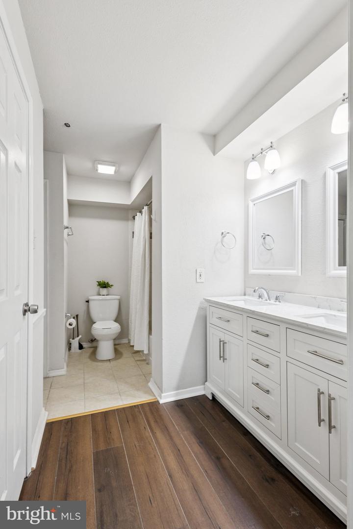 3315 WYNDHAM CIR #3223, ALEXANDRIA, Virginia 22302, 1 Bedroom Bedrooms, ,1 BathroomBathrooms,Residential,For sale,3315 WYNDHAM CIR #3223,VAAX2045442 MLS # VAAX2045442