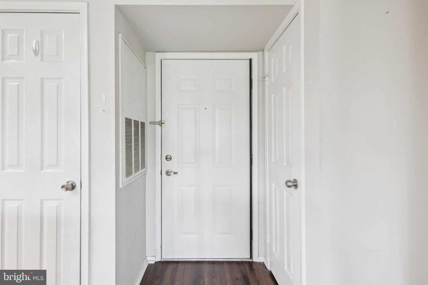 3315 WYNDHAM CIR #3223, ALEXANDRIA, Virginia 22302, 1 Bedroom Bedrooms, ,1 BathroomBathrooms,Residential,For sale,3315 WYNDHAM CIR #3223,VAAX2045442 MLS # VAAX2045442