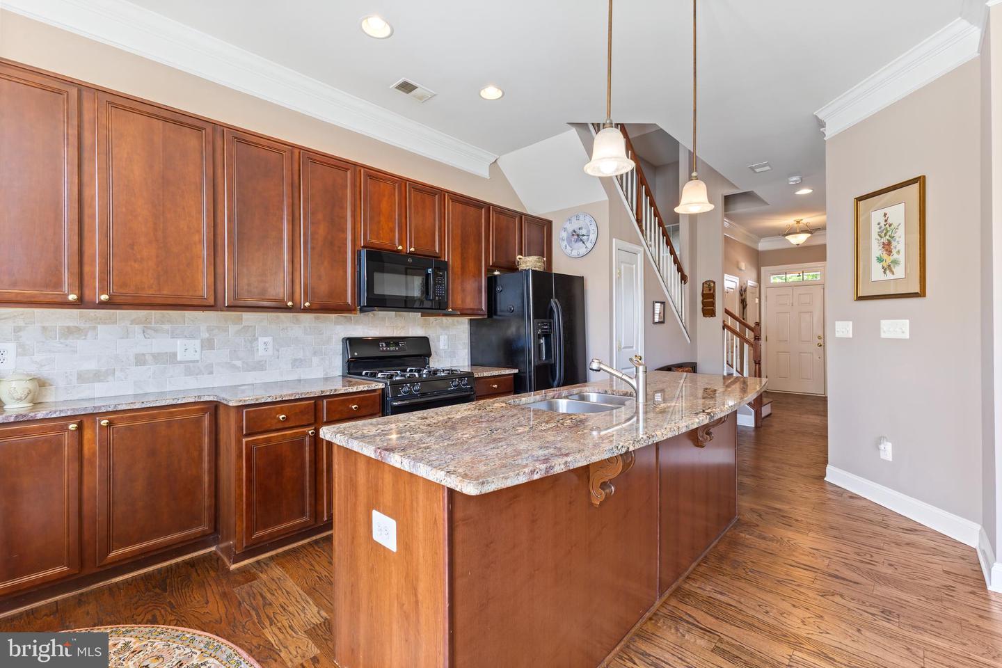 9146 RIBBON FALLS LOOP, BRISTOW, Virginia 20136, 4 Bedrooms Bedrooms, ,2 BathroomsBathrooms,Residential,For sale,9146 RIBBON FALLS LOOP,VAPW2094940 MLS # VAPW2094940