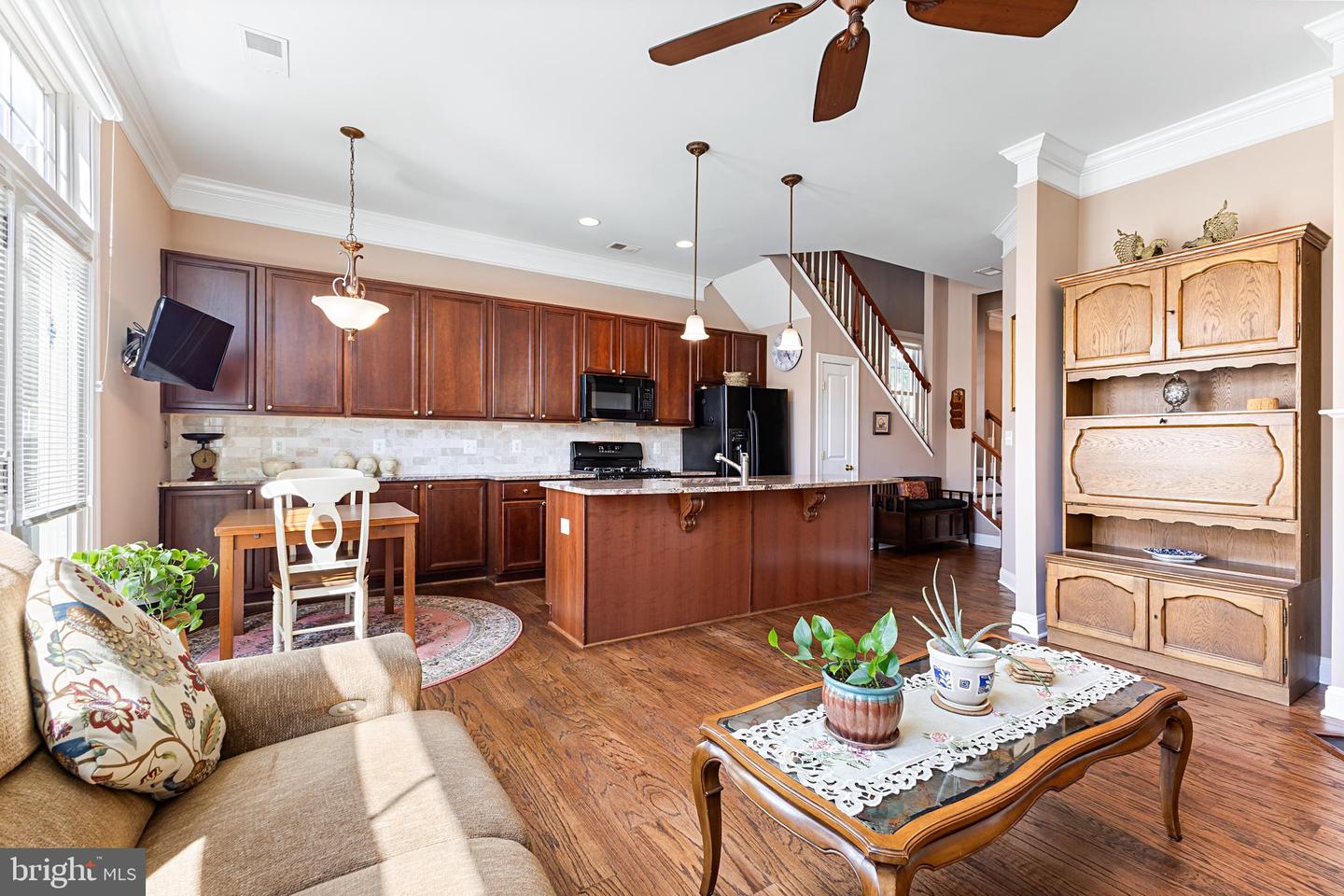 9146 RIBBON FALLS LOOP, BRISTOW, Virginia 20136, 4 Bedrooms Bedrooms, ,2 BathroomsBathrooms,Residential,For sale,9146 RIBBON FALLS LOOP,VAPW2094940 MLS # VAPW2094940