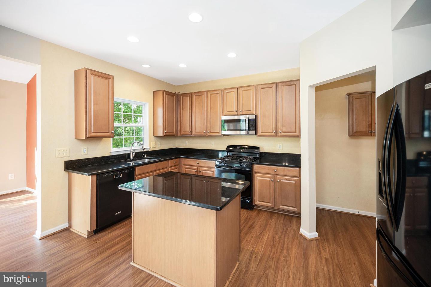 3308 BOATHOUSE RD, WARRENTON, Virginia 20187, 4 Bedrooms Bedrooms, ,3 BathroomsBathrooms,Residential,For sale,3308 BOATHOUSE RD,VAFQ2016676 MLS # VAFQ2016676