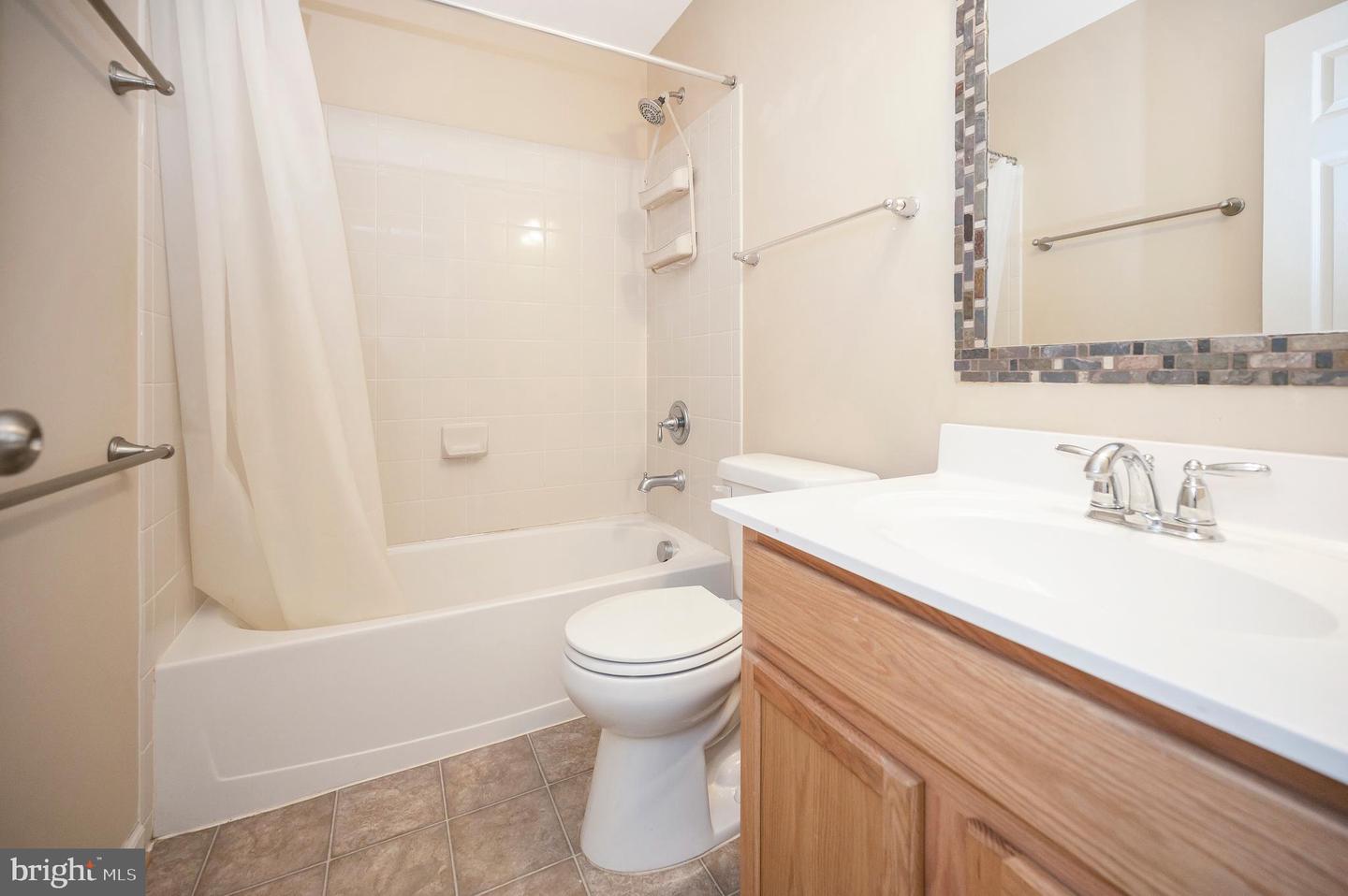 3308 BOATHOUSE RD, WARRENTON, Virginia 20187, 4 Bedrooms Bedrooms, ,3 BathroomsBathrooms,Residential,For sale,3308 BOATHOUSE RD,VAFQ2016676 MLS # VAFQ2016676