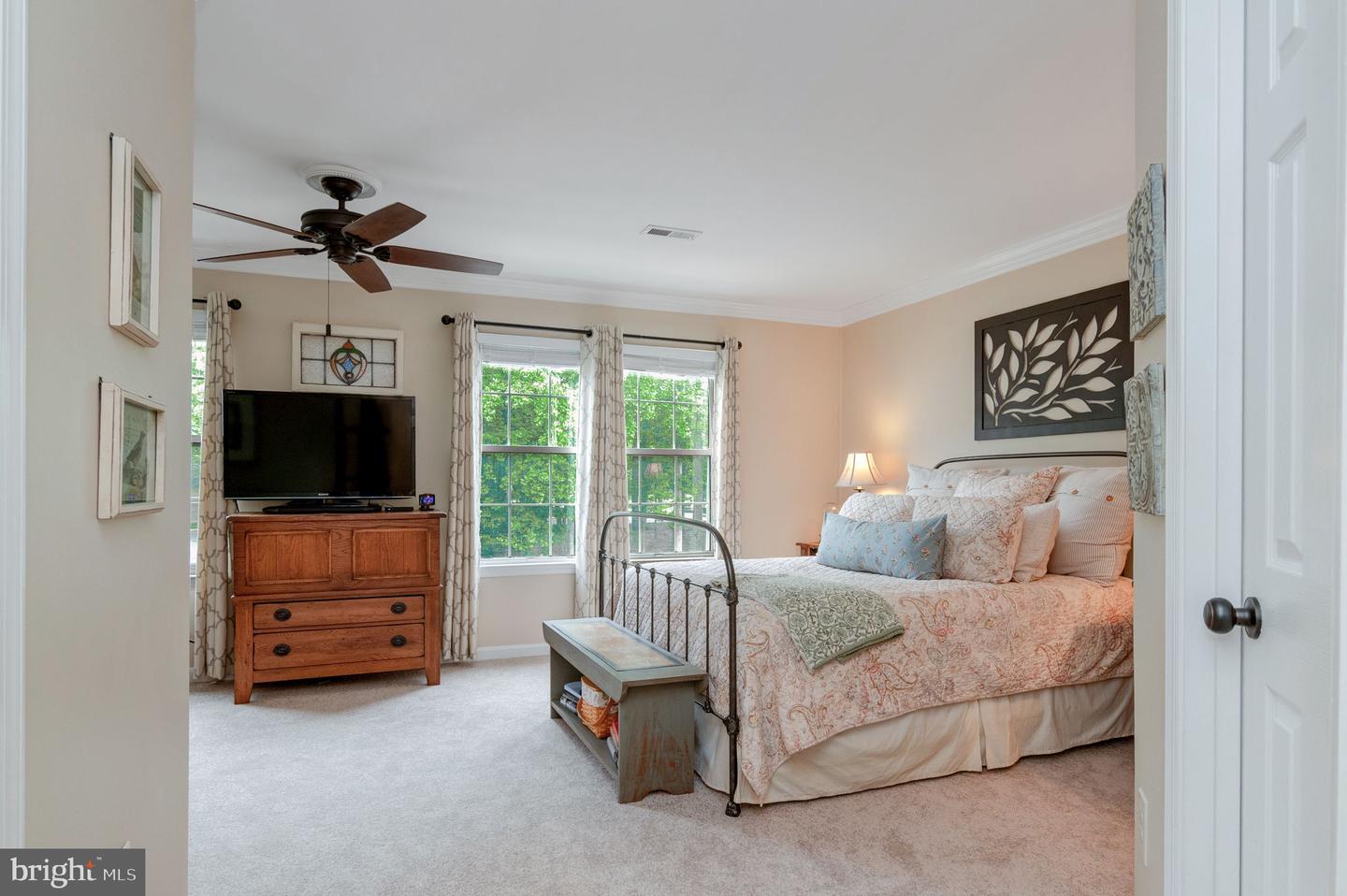 13518 CANADA GOOSE CT, CLIFTON, Virginia 20124, 3 Bedrooms Bedrooms, ,3 BathroomsBathrooms,Residential,For sale,13518 CANADA GOOSE CT,VAFX2241682 MLS # VAFX2241682