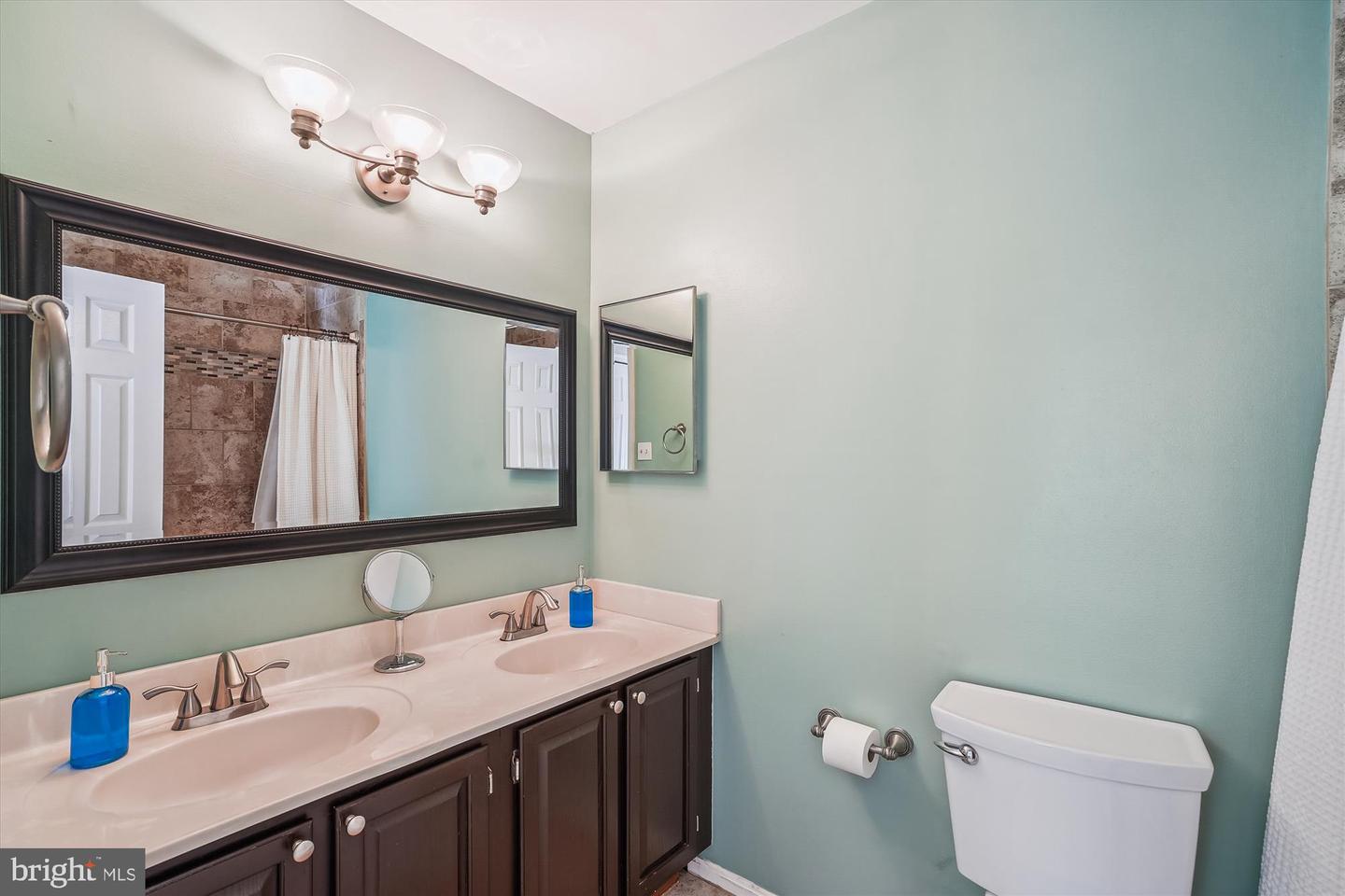 6309 MARY TODD CT, CENTREVILLE, Virginia 20121, 3 Bedrooms Bedrooms, ,3 BathroomsBathrooms,Residential,For sale,6309 MARY TODD CT,VAFX2241720 MLS # VAFX2241720