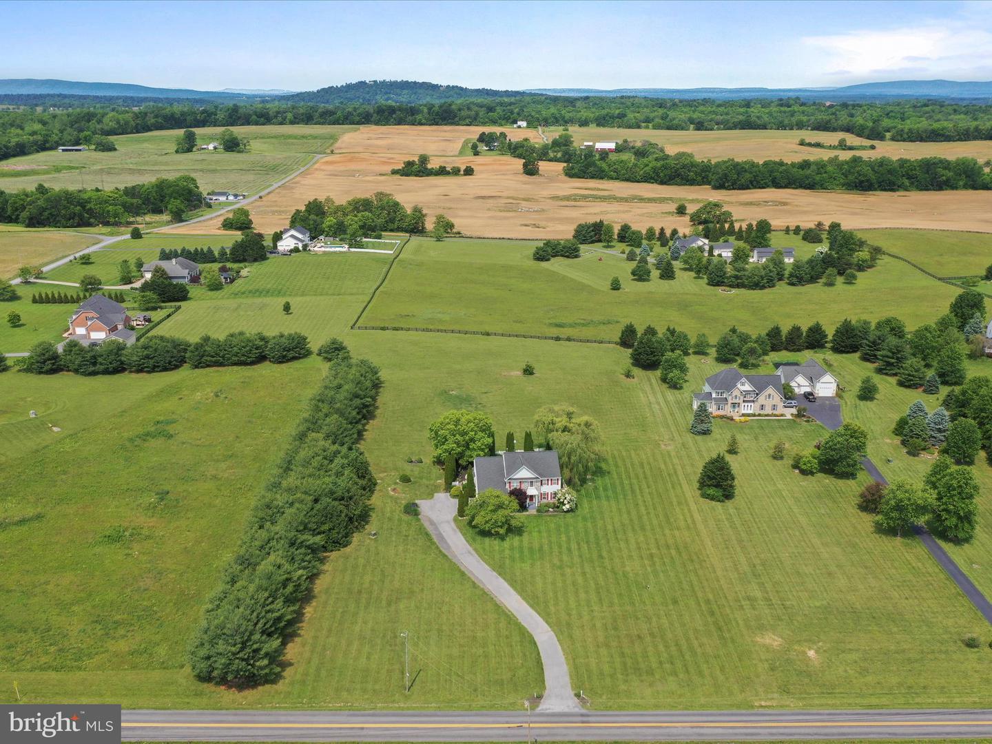 1881 WELLTOWN, CLEAR BROOK, Virginia 22624, 4 Bedrooms Bedrooms, ,2 BathroomsBathrooms,Residential,For sale,1881 WELLTOWN,VAFV2034242 MLS # VAFV2034242