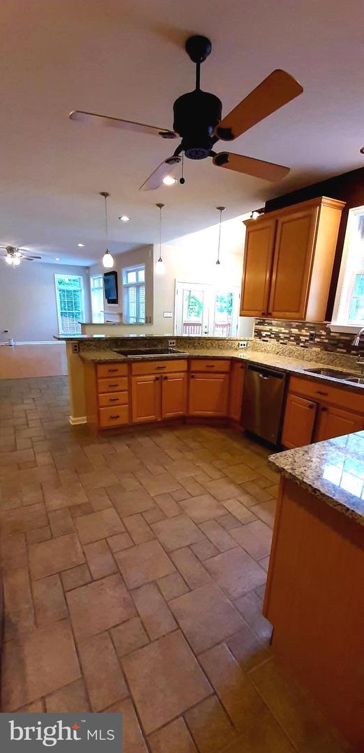 8107 AVOCET WAY, SPOTSYLVANIA, Virginia 22553, 6 Bedrooms Bedrooms, ,5 BathroomsBathrooms,Residential,For sale,8107 AVOCET WAY,VASP2033226 MLS # VASP2033226