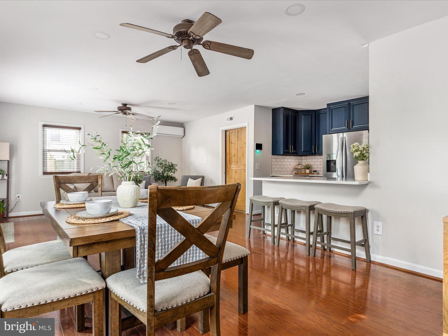 4204 KINCAID CT, CHANTILLY, Virginia 20151, 5 Bedrooms Bedrooms, ,2 BathroomsBathrooms,Residential,For sale,4204 KINCAID CT,VAFX2241786 MLS # VAFX2241786